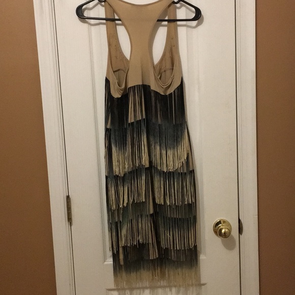 Racer Back Fringed dress - Picture 2 of 4